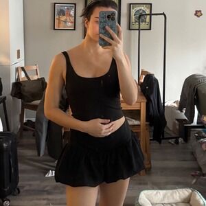 NWT Hollister Black Bubble Hem Skirt With Shorts Attached Size Small women's